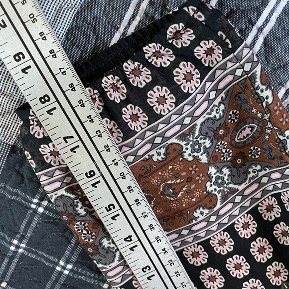 Charlotte Russe Shift Mini Dress Boho Silky Sheer Size S Multi-Color Geo Print - Picture 9 of 11